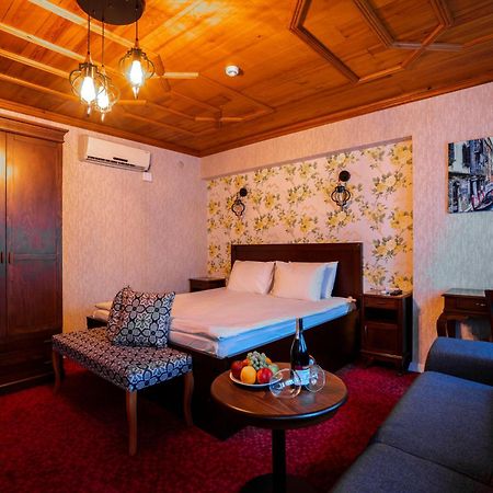 Gulliver Mansion Hotel Istanbul Bagian luar foto