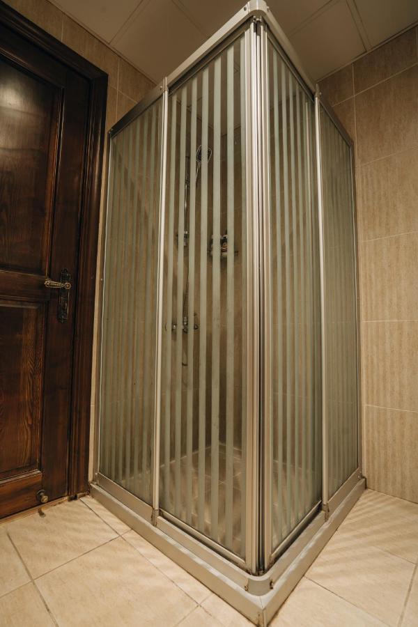 Gulliver Mansion Hotel Istanbul Bagian luar foto
